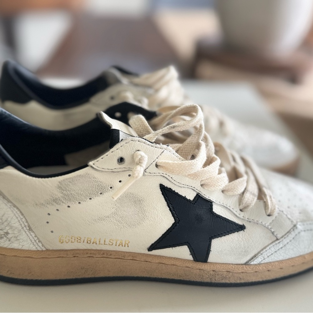GOLDEN GOOSE NEW Women's Ball Star in nappa with black star and black heel tab